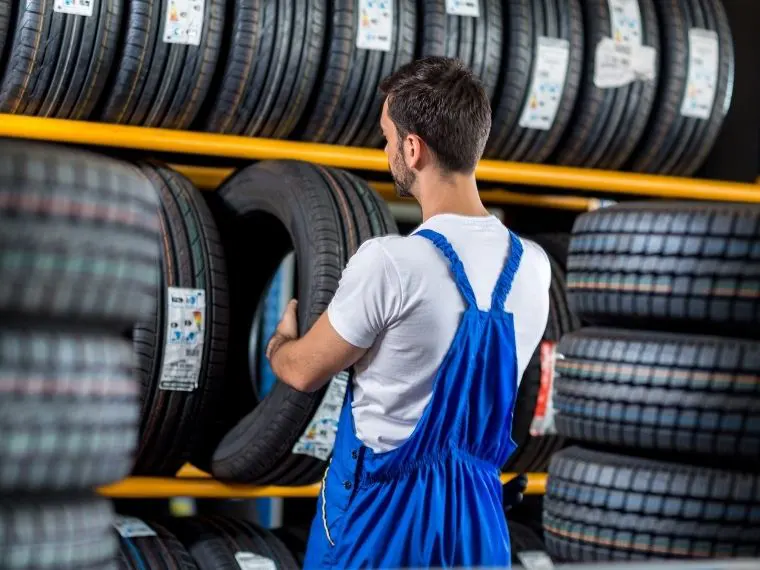 Selendi Oto Lastikçi